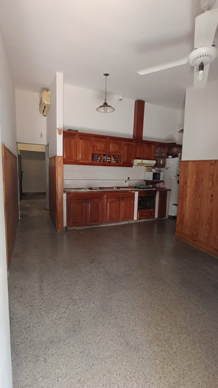 SE VENDE CASA EN ARROYITO