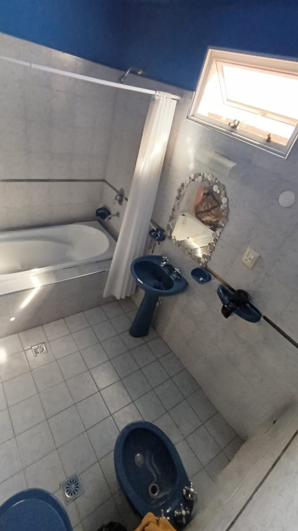 SE VENDE CASA EN ARROYITO