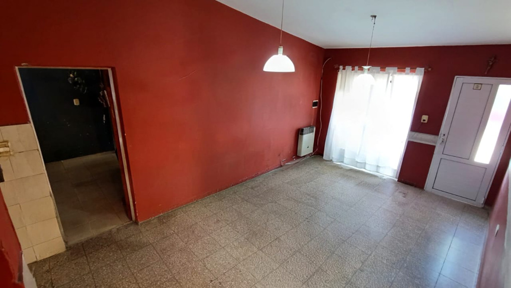 SE VENDE CASA EN ARROYITO