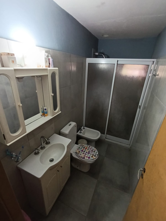 SE VENDE CASA EN ARROYITO
