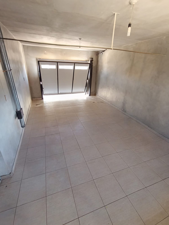 SE VENDE CASA EN ARROYITO