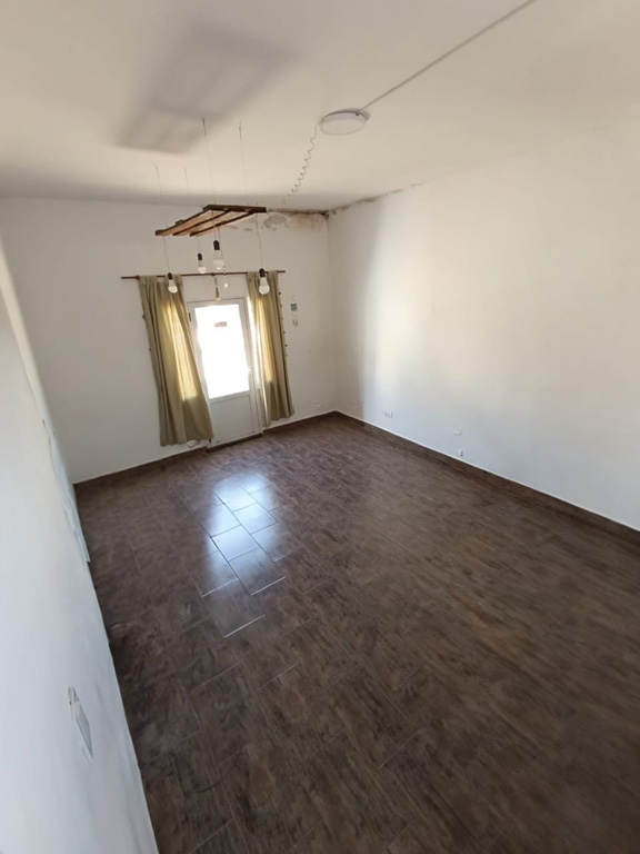 SE VENDE CASA EN ARROYITO