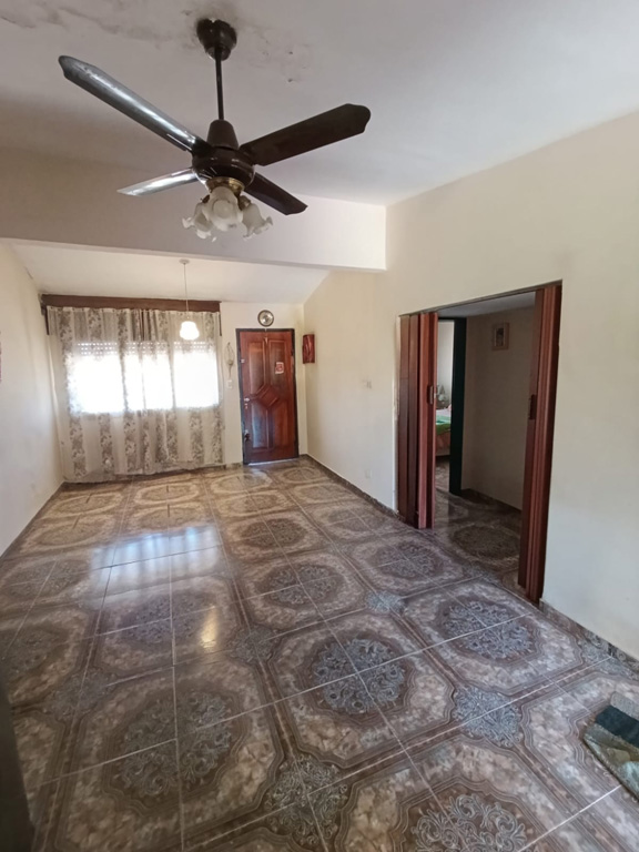 SE VENDE CASA EN ARROYITO