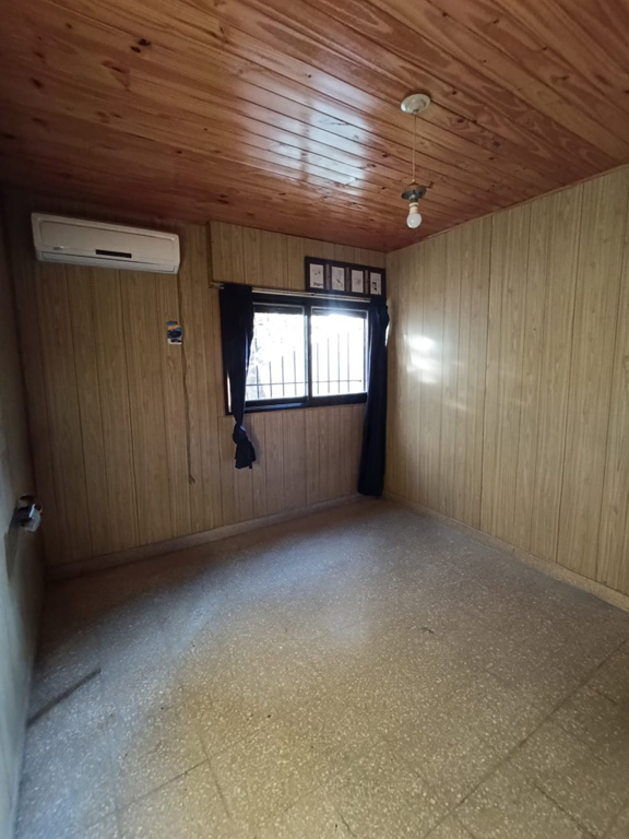 SE VENDE CASA + DEPARTAMENTO EN ARROYITO