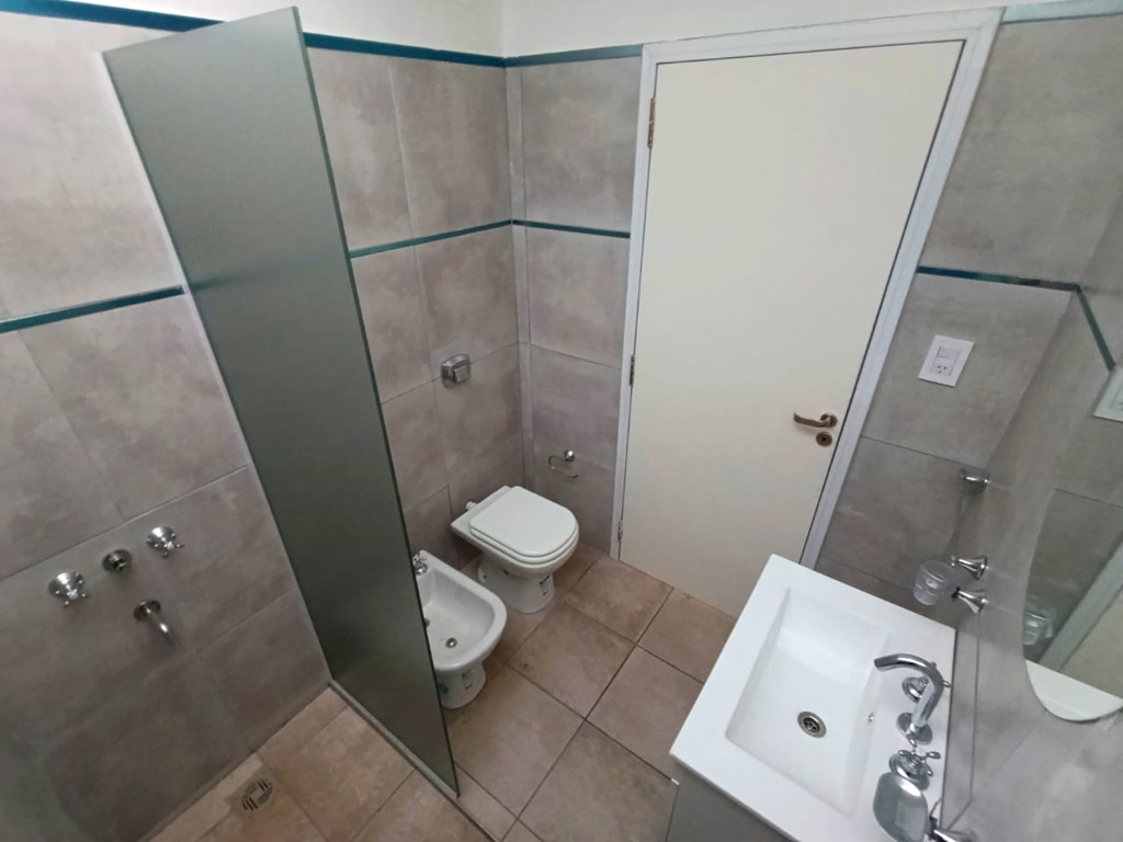 SE VENDEN DUPLEX EN ARROYITO