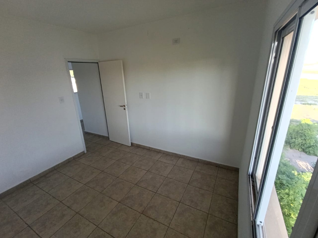 SE VENDEN DUPLEX EN ARROYITO