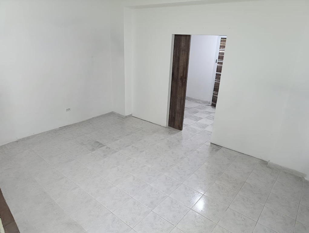 SE VENDE CASA EN ARROYITO
