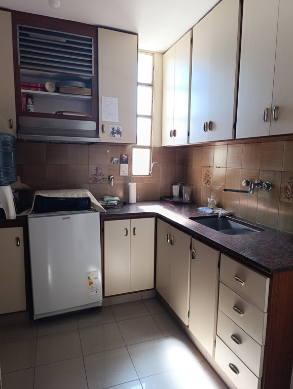 SE VENDE CASA + LOCAL COMERCIAL EN ARROYITO (ZONA CENTRO)