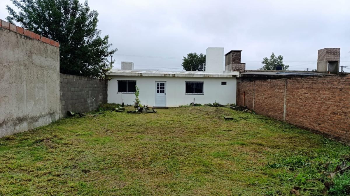 SE VENDE MONOAMBIENTE EN ARROYITO