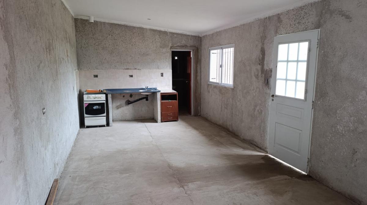 SE VENDE MONOAMBIENTE EN ARROYITO