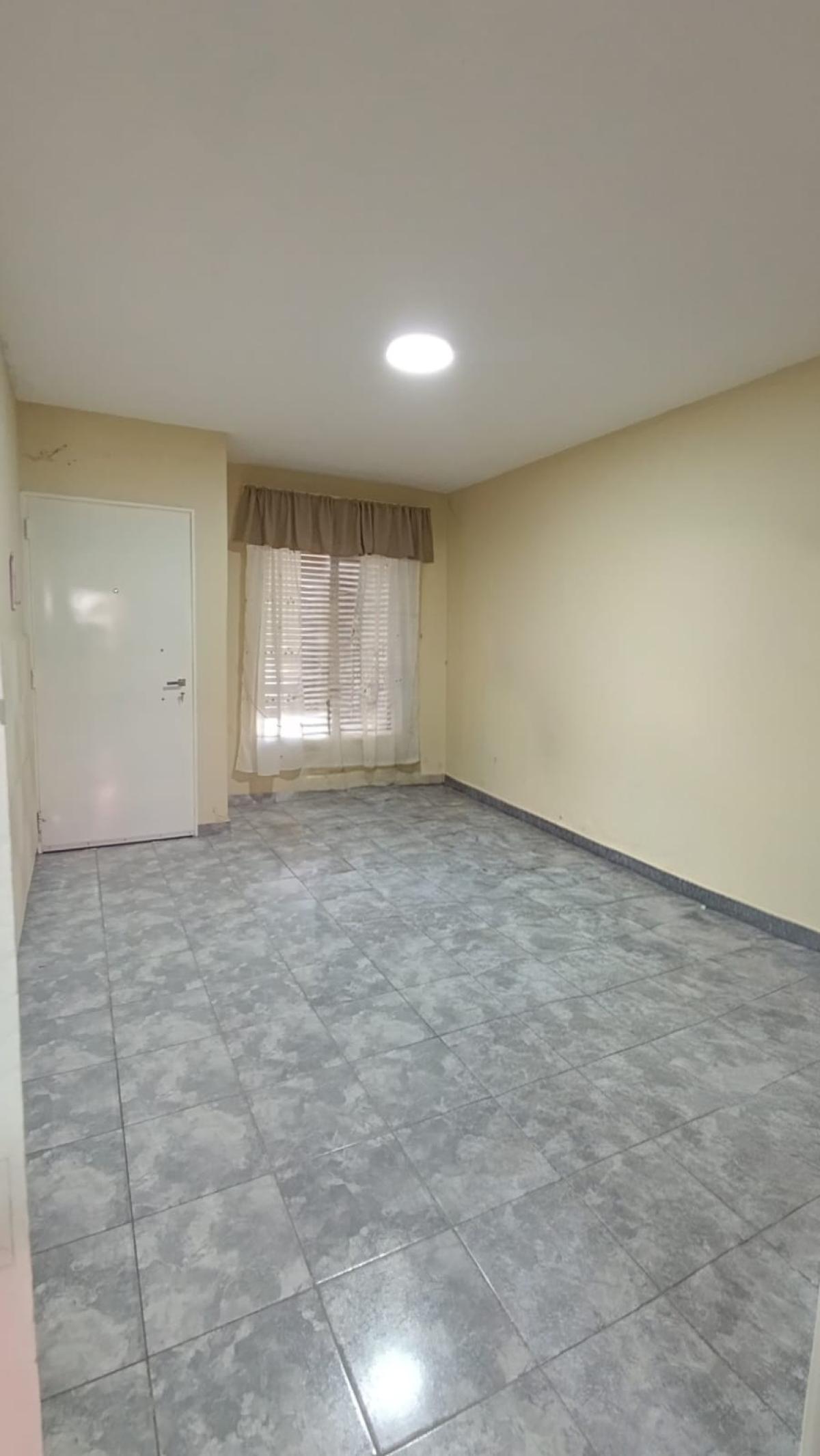 SE VENDE CASA EN ARROYITO