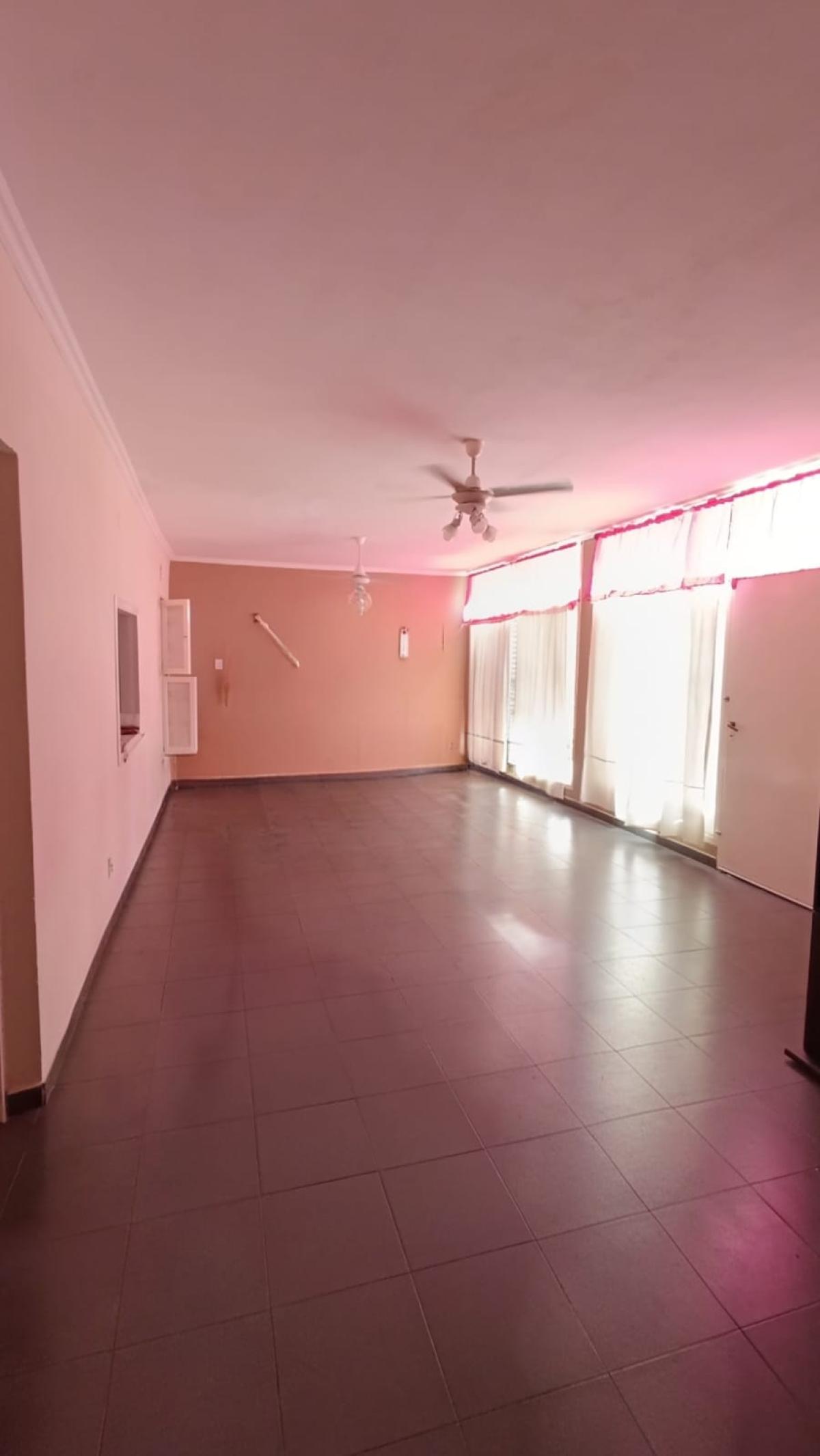SE VENDE CASA EN ARROYITO