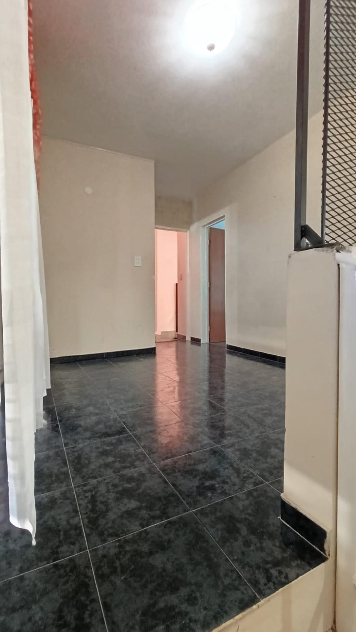 SE VENDE CASA EN ARROYITO