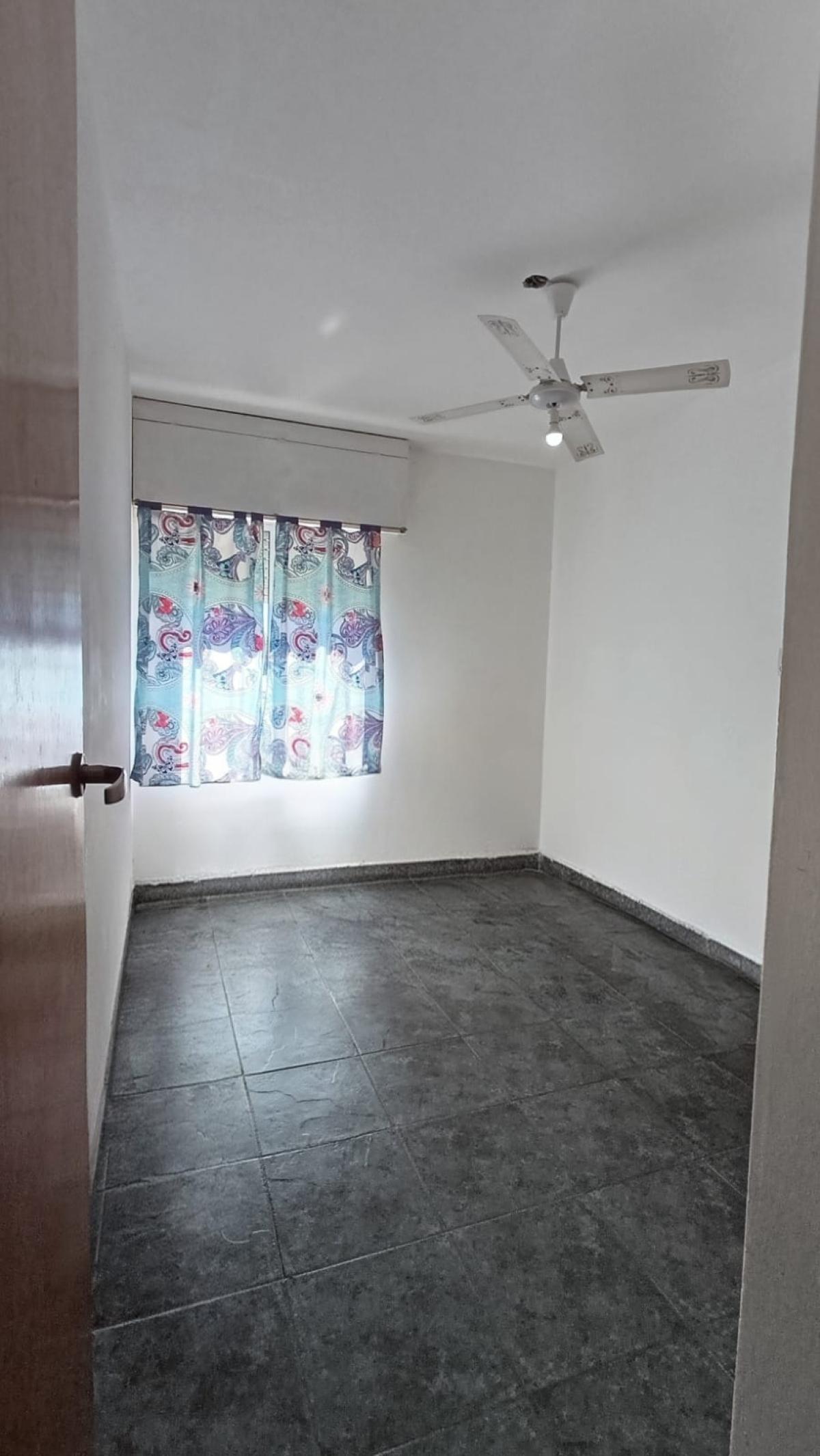 SE VENDE CASA EN ARROYITO