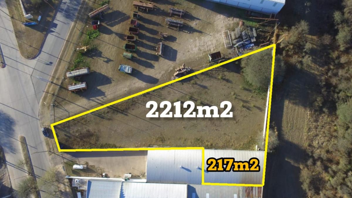 SE VENDE GALPON EN ARROYITO