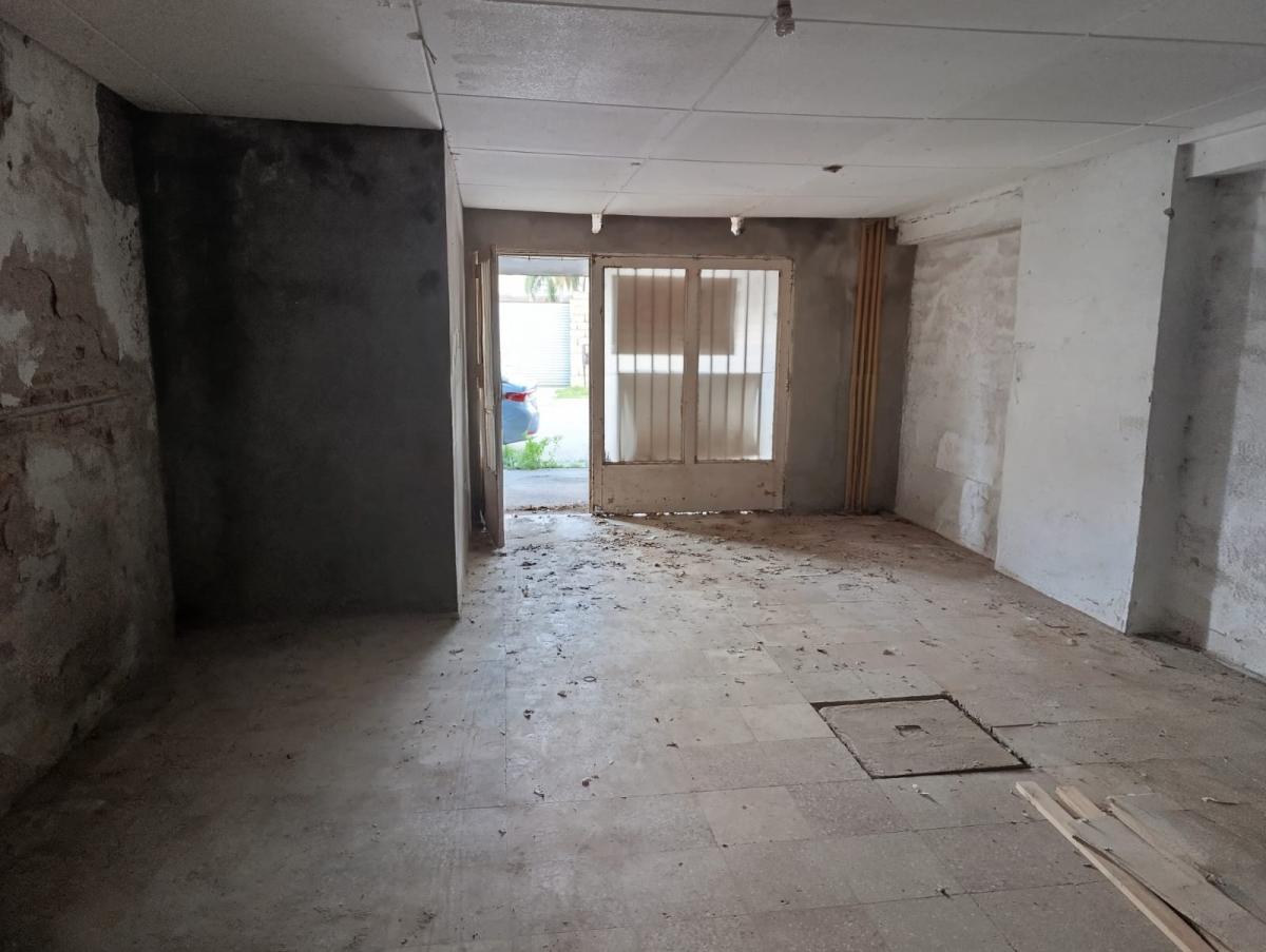 SE VENDE EDIFICIO A TERMINAR EN ARROYITO