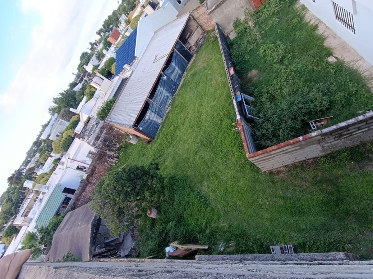 SE VENDE EDIFICIO A TERMINAR EN ARROYITO
