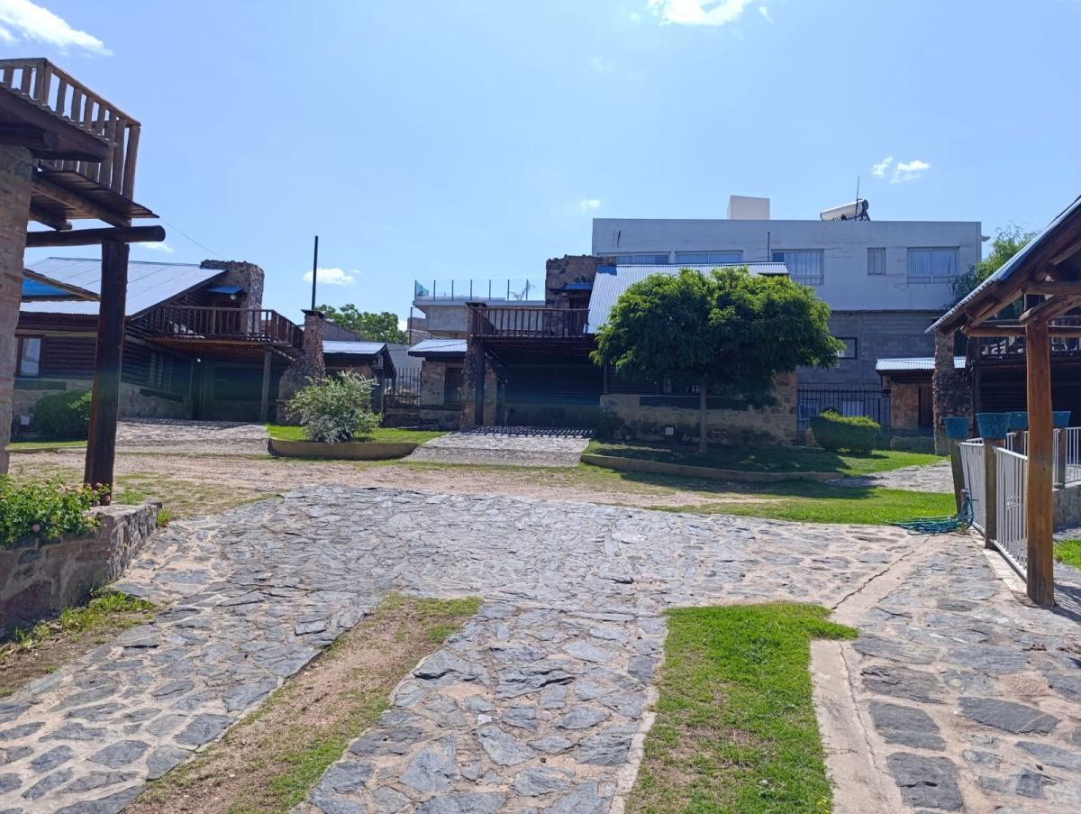 SE VENDE COMPLEJO DE CABAÑAS EN CARLOS PAZ