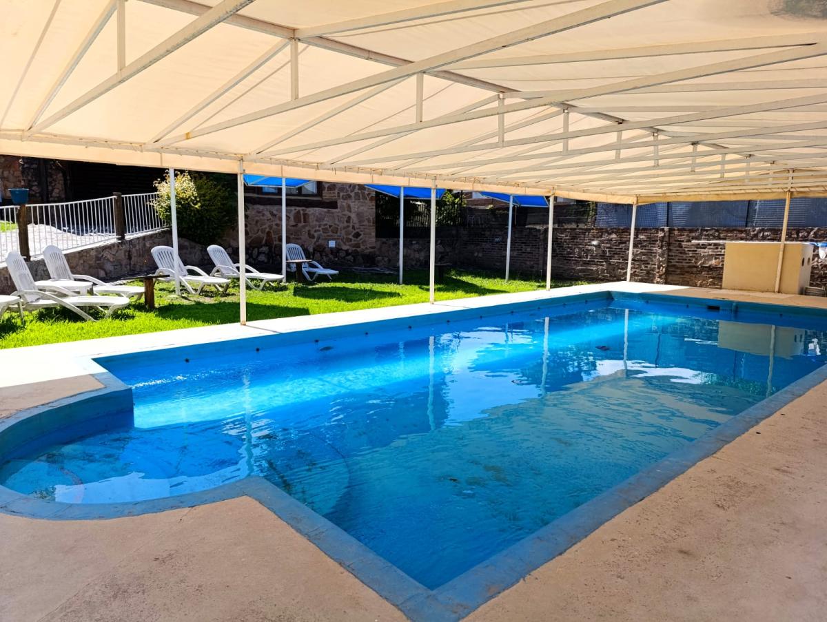 SE VENDE COMPLEJO DE CABAÑAS EN CARLOS PAZ