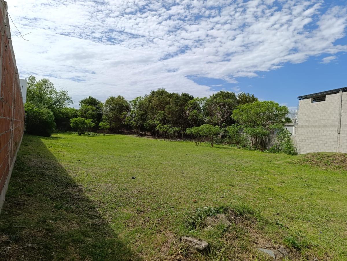 SE VENDE TERRENO - ZONA NORTE