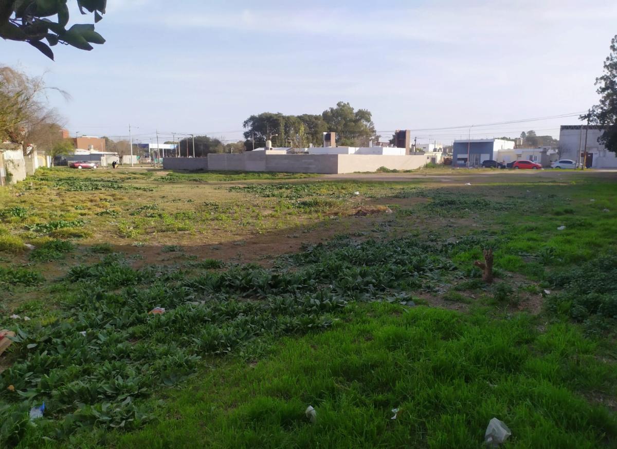 SE VENDE TERRENO - ZONA SUR