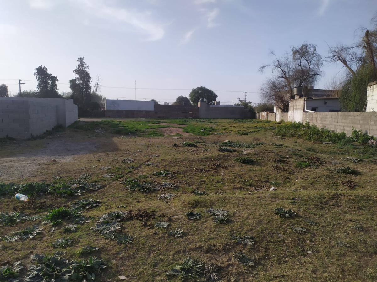 SE VENDE TERRENO - ZONA SUR
