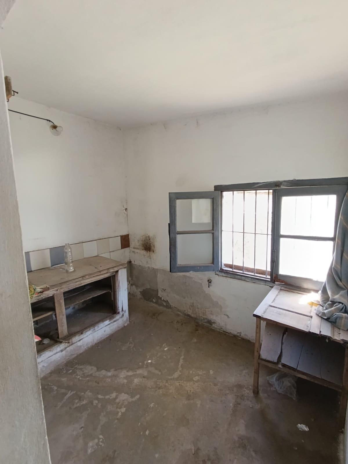CASA A RECICLAR + TERRENO 499M2  EN VENTA - ZONA NORTE