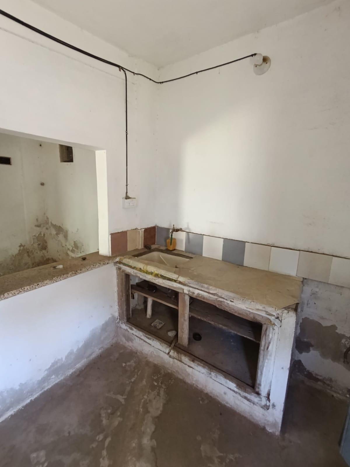 CASA A RECICLAR + TERRENO 499M2  EN VENTA - ZONA NORTE