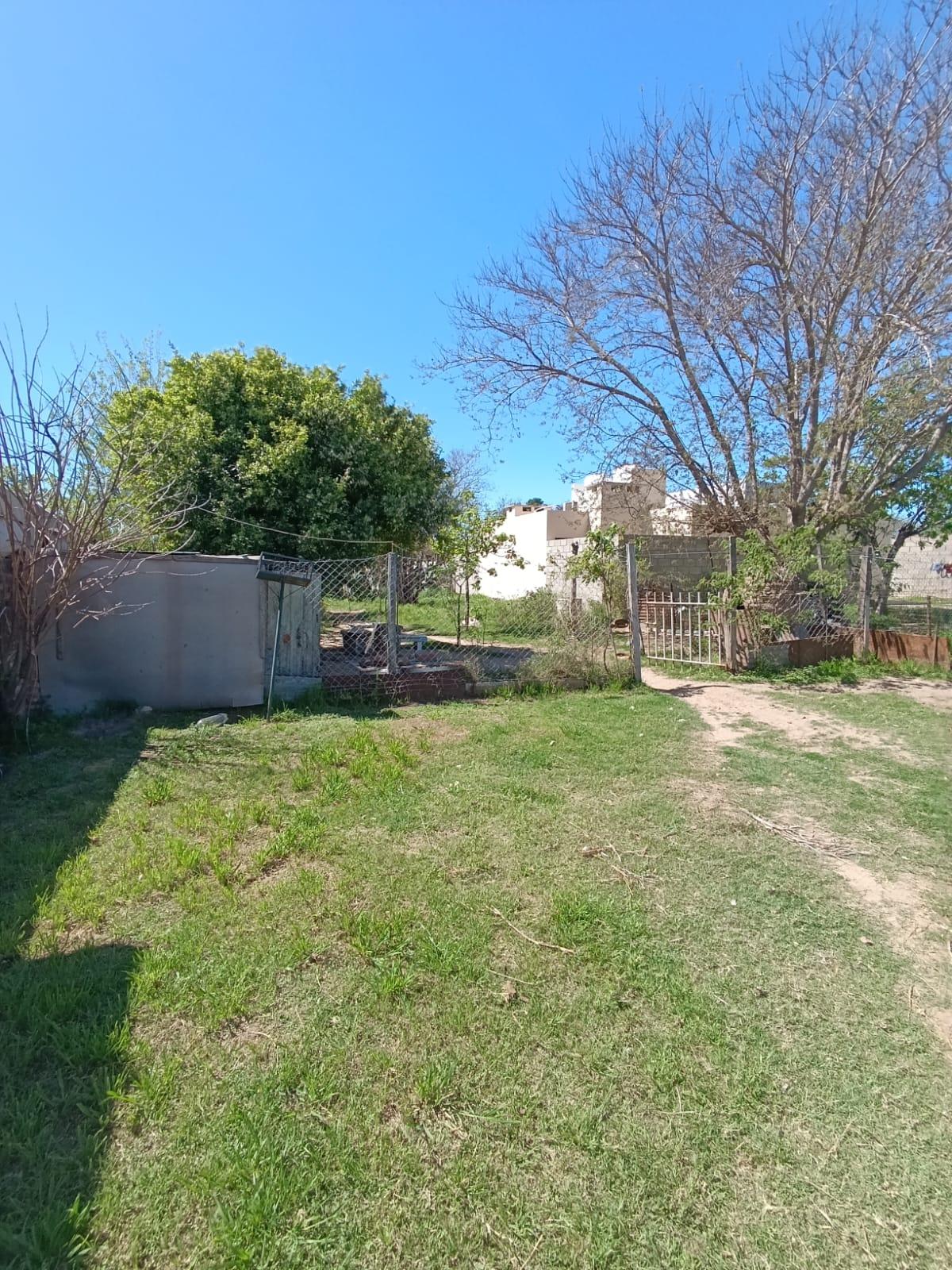 CASA A RECICLAR + TERRENO 499M2  EN VENTA - ZONA NORTE