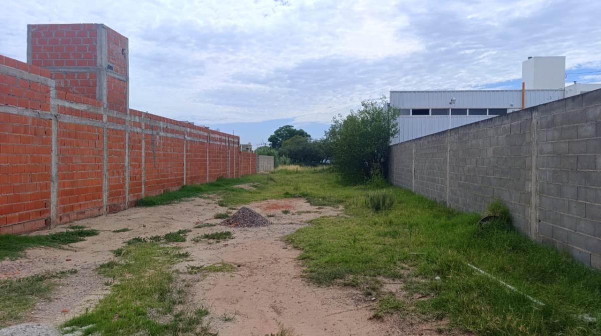 TERRENO EN VENTA - ARROYITO