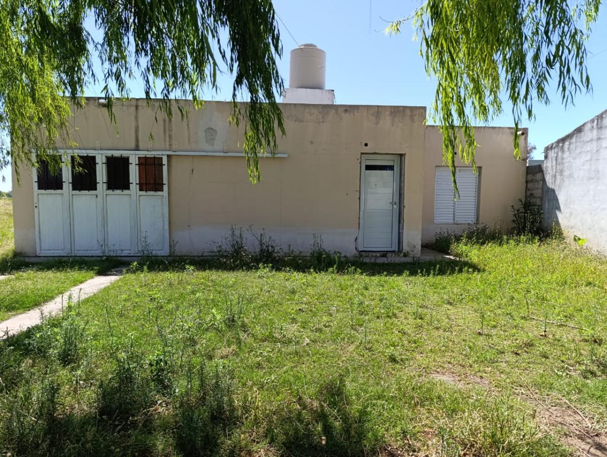 SE VENDE CASA EN EL TIO