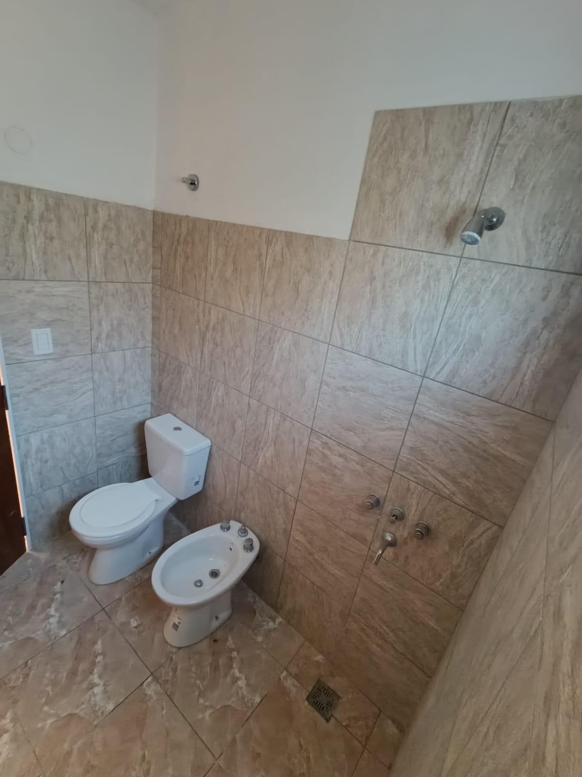 SE VENDE CASA EN TRANSITO
