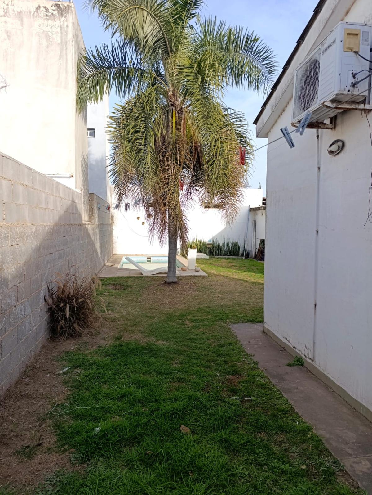 SE VENDE CASA EN ARROYITO
