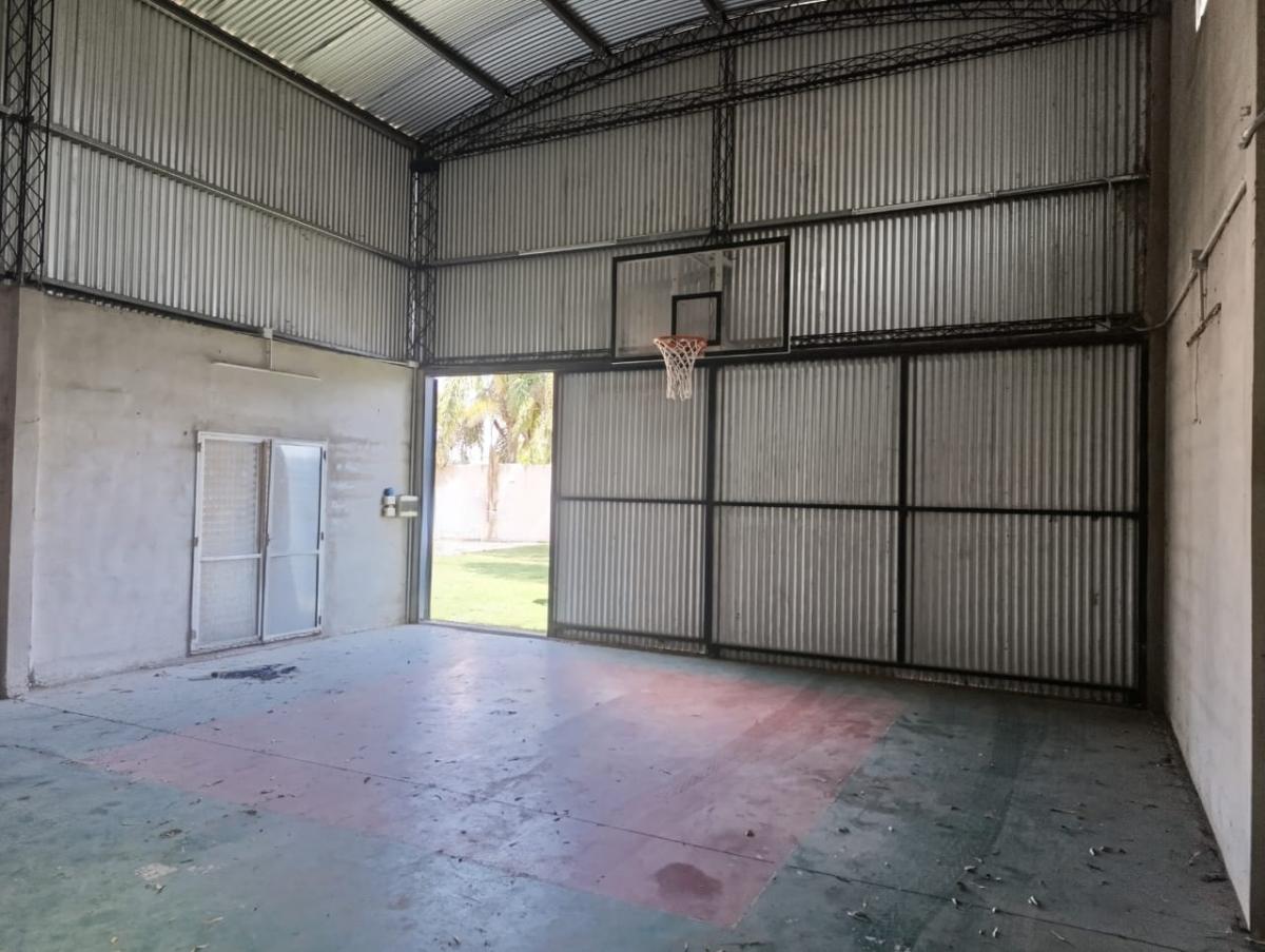 SE VENDE CASA EN ARROYITO