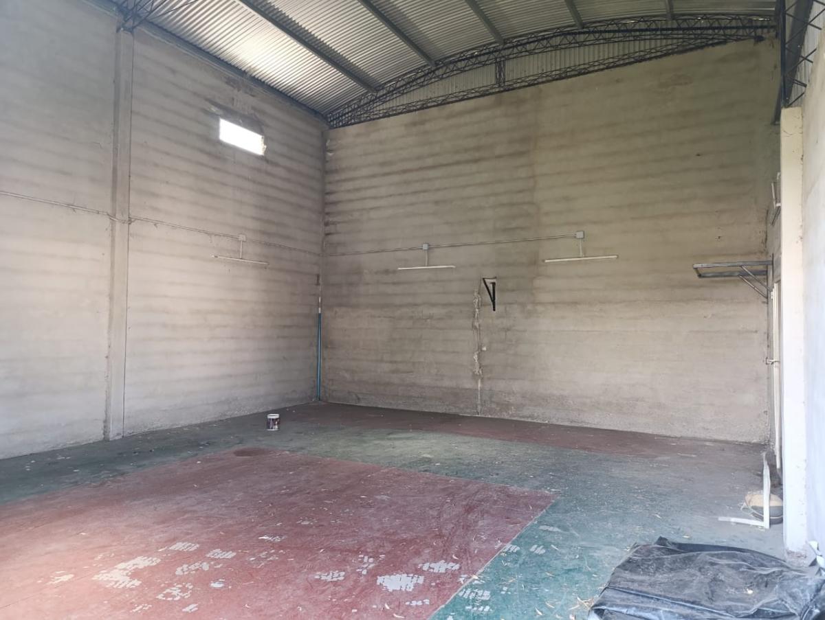 SE VENDE CASA EN ARROYITO