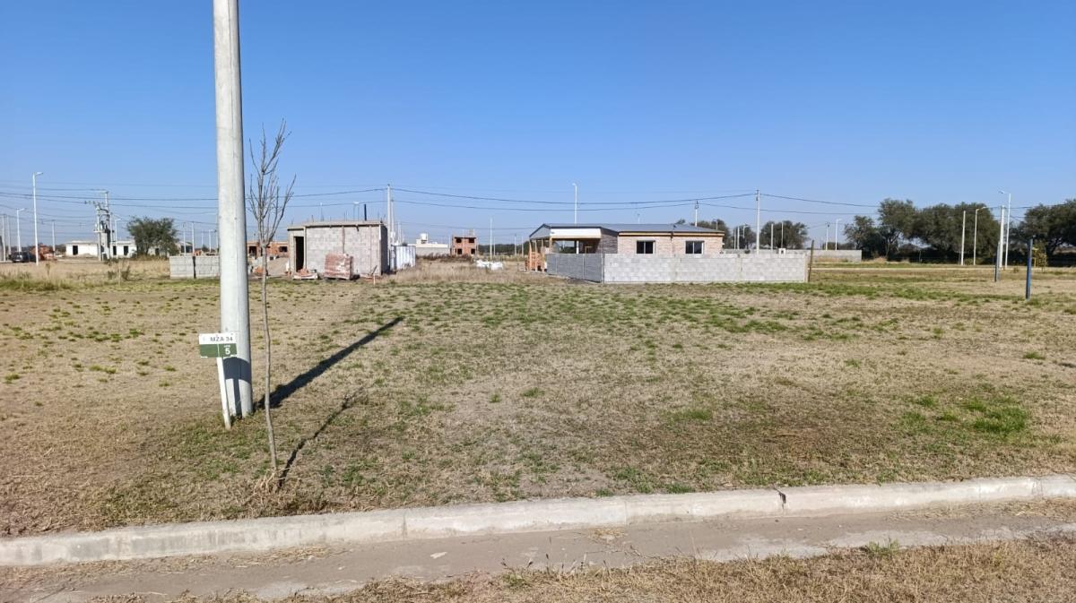 SE VENDE TERRENO - BARRIO LOS OLIVARES