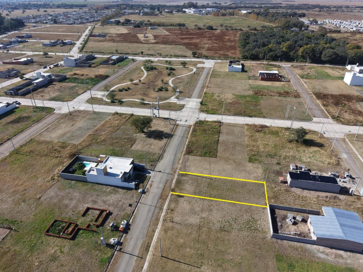 SE VENDE TERRENO - BARRIO LOS OLIVARES