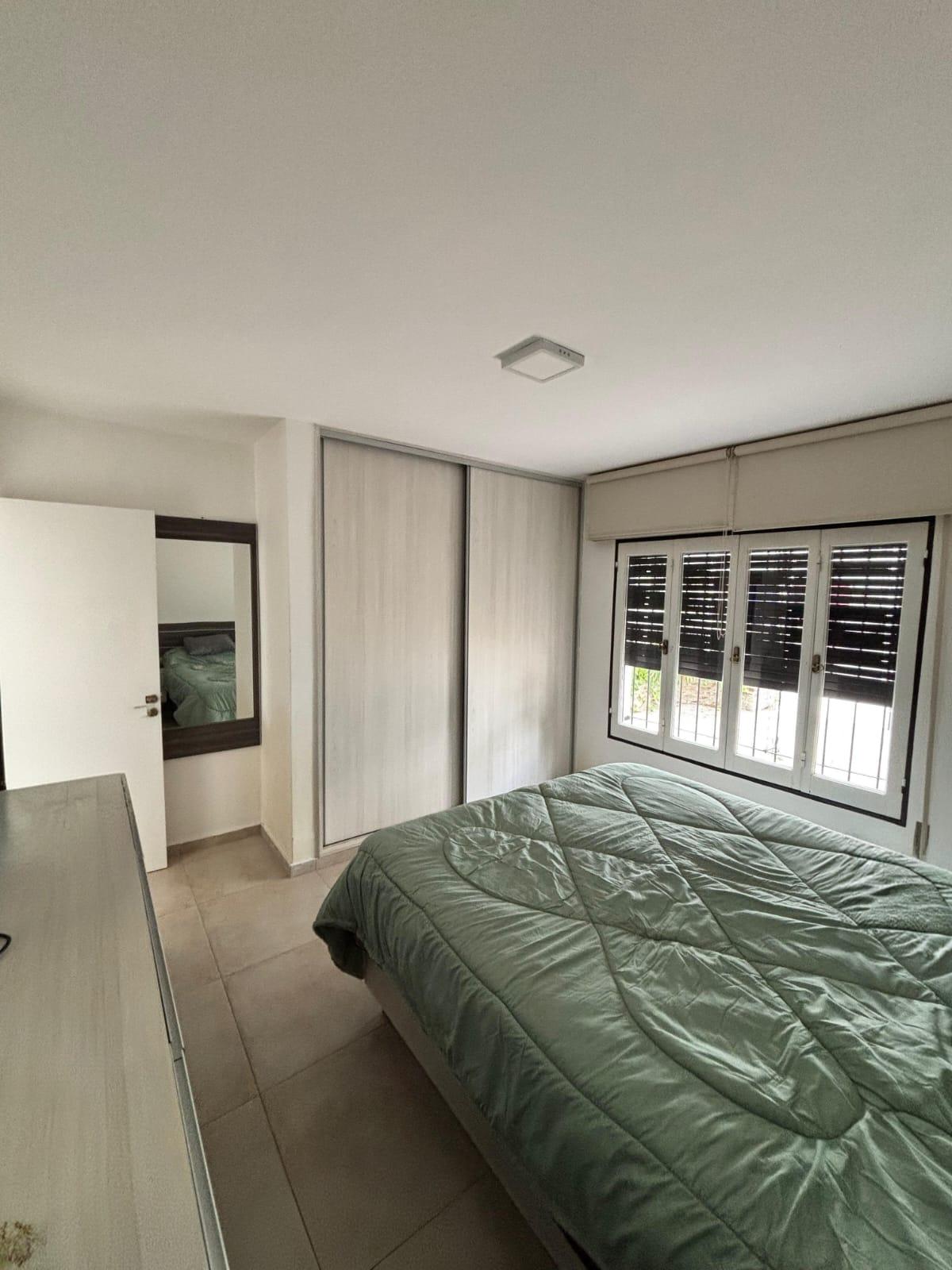 SE VENDE CASA EN ARROYITO