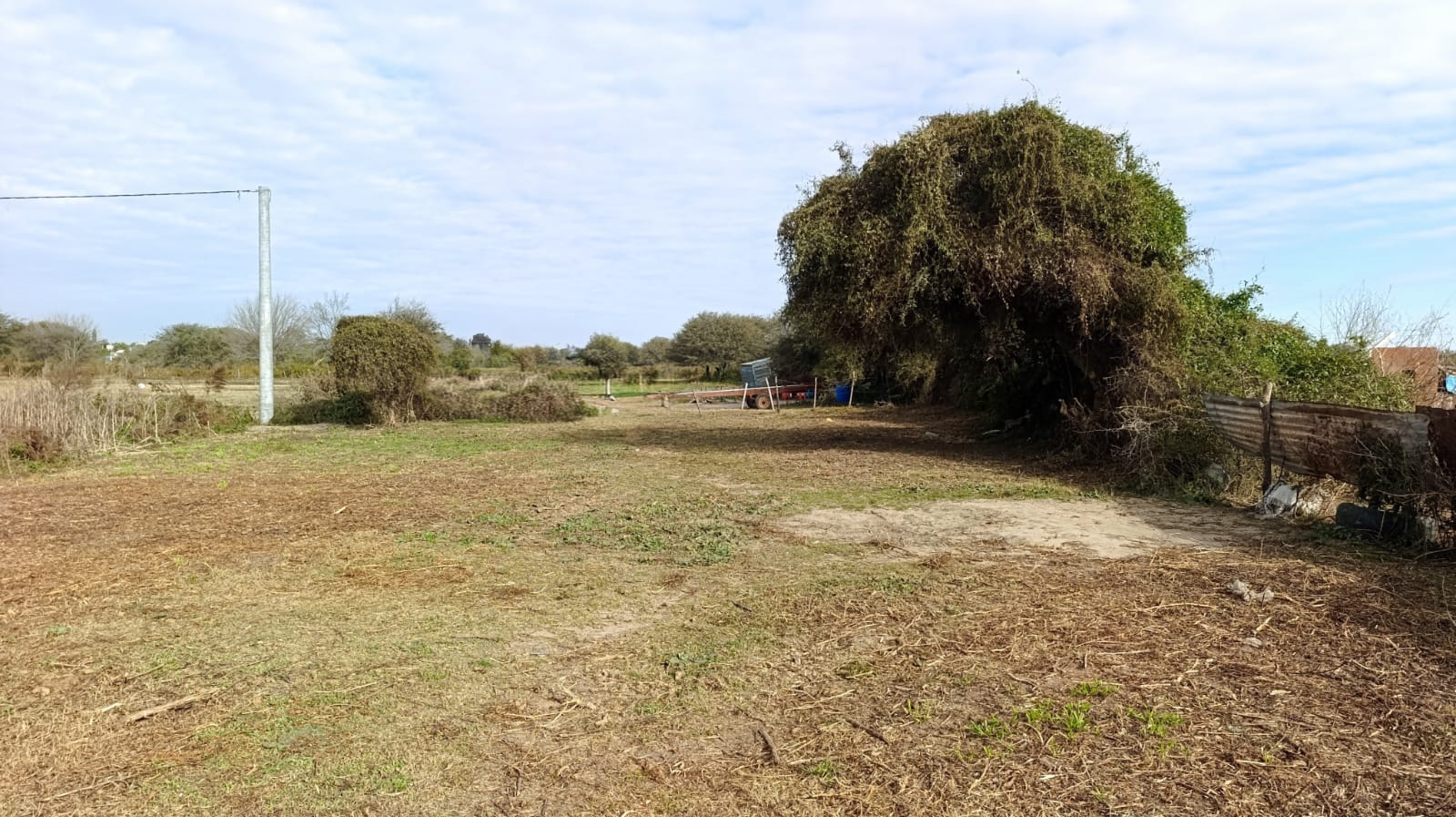 SE VENDE TERRENO ZONA SUR ARROYITO A METROS DE LA RUTA