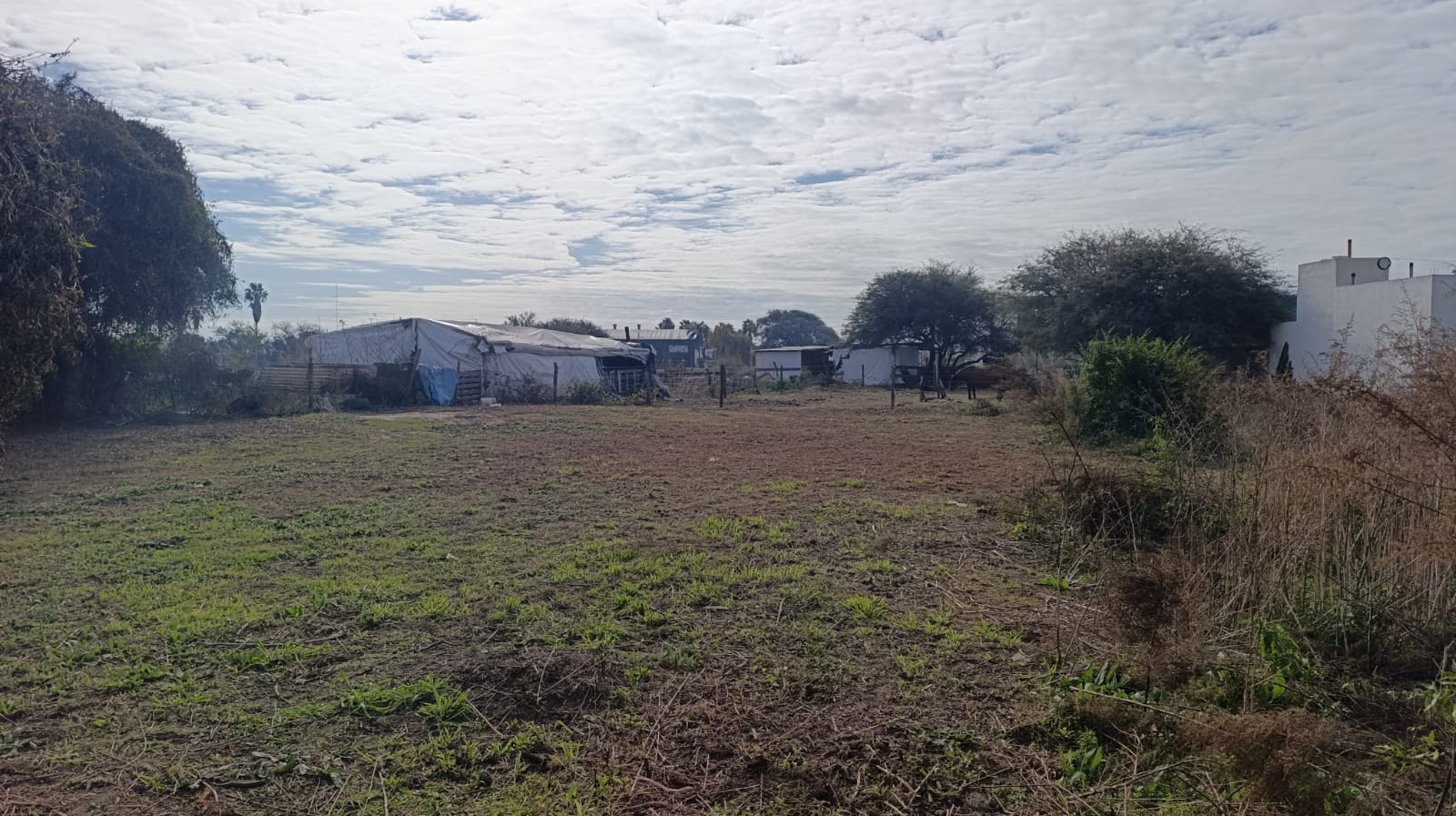 SE VENDE TERRENO ZONA SUR ARROYITO A METROS DE LA RUTA