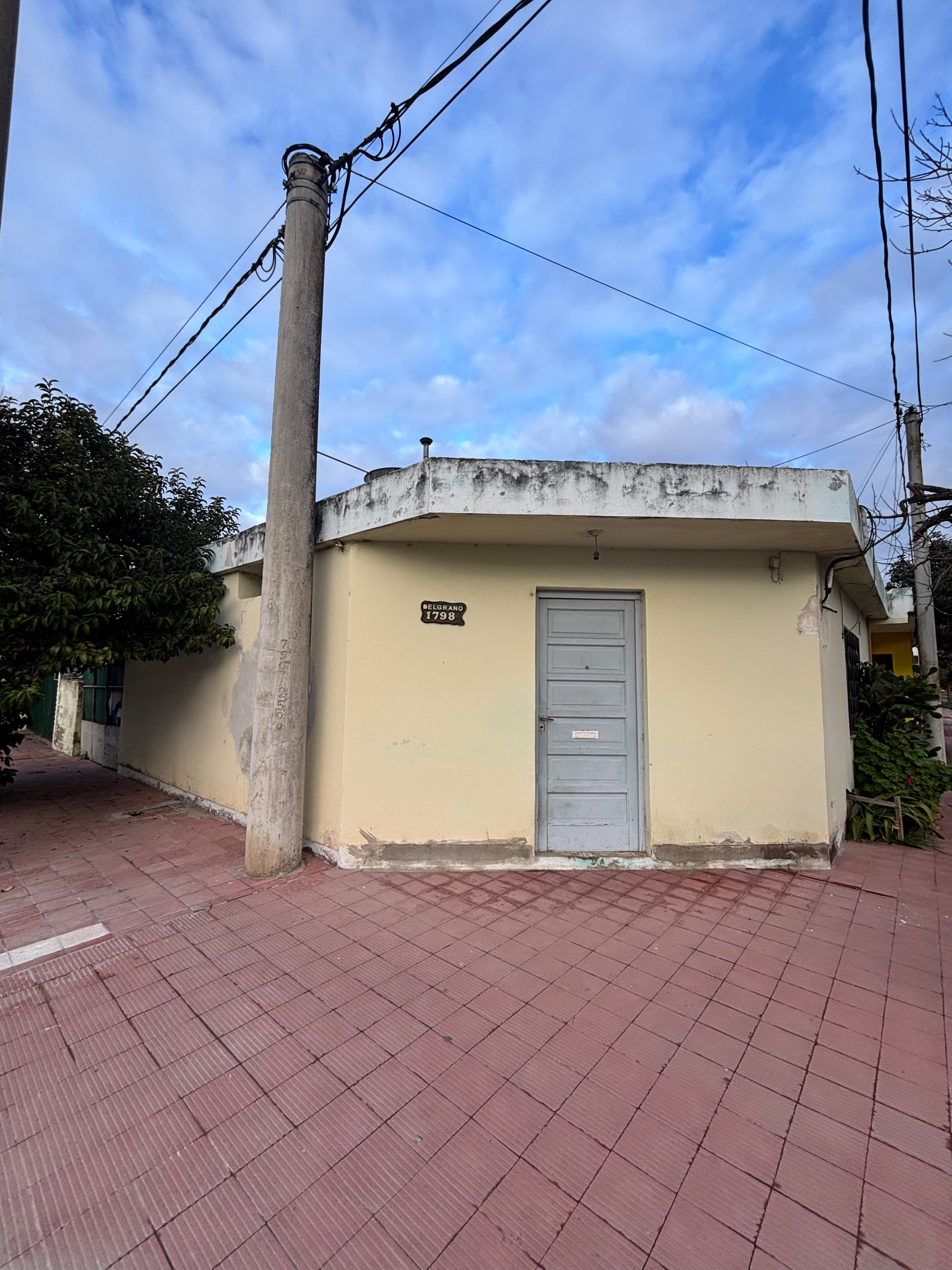 SE VENDE DEPARTAMENTO ESQUINA