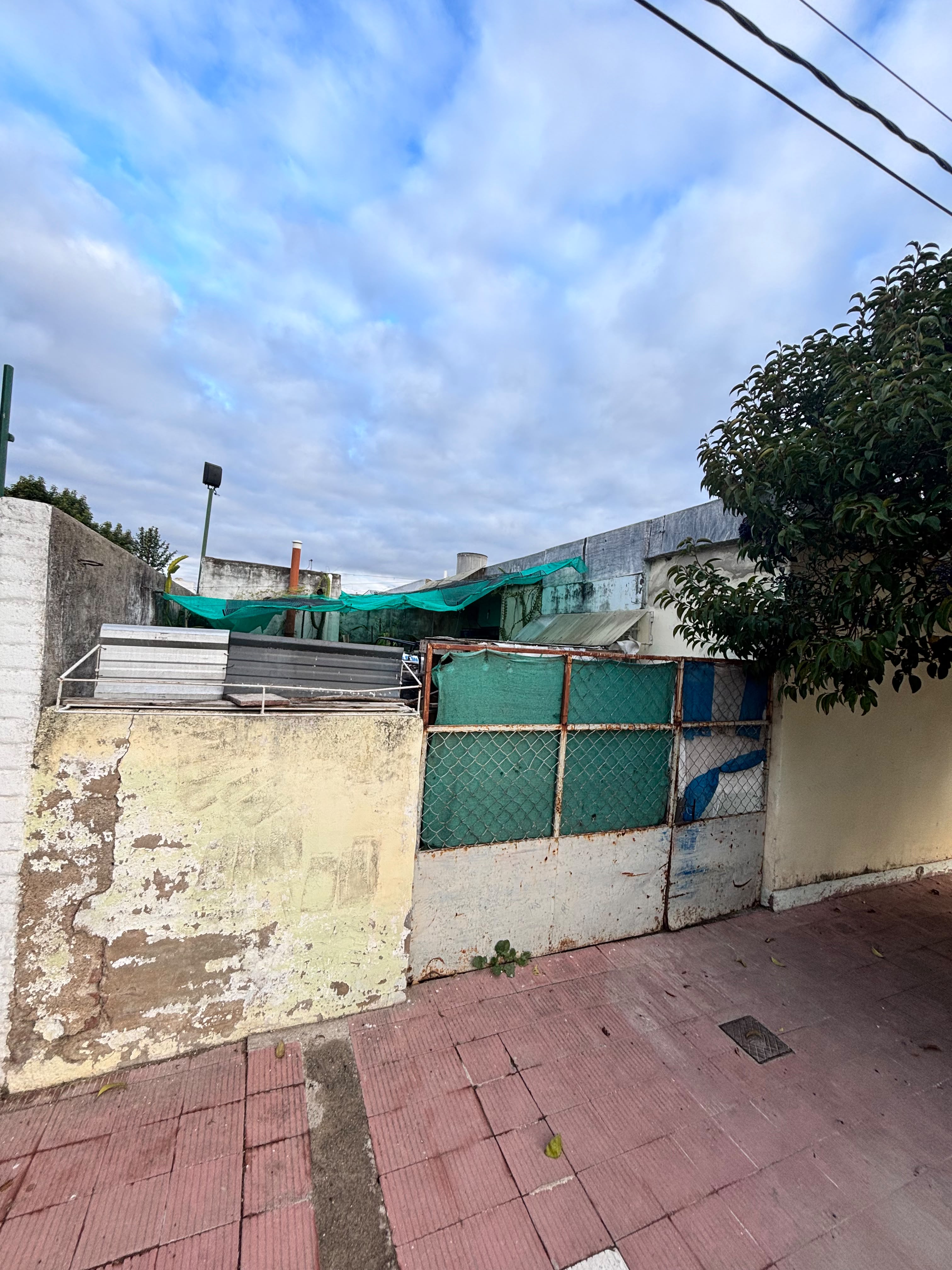 SE VENDE DEPARTAMENTO ESQUINA
