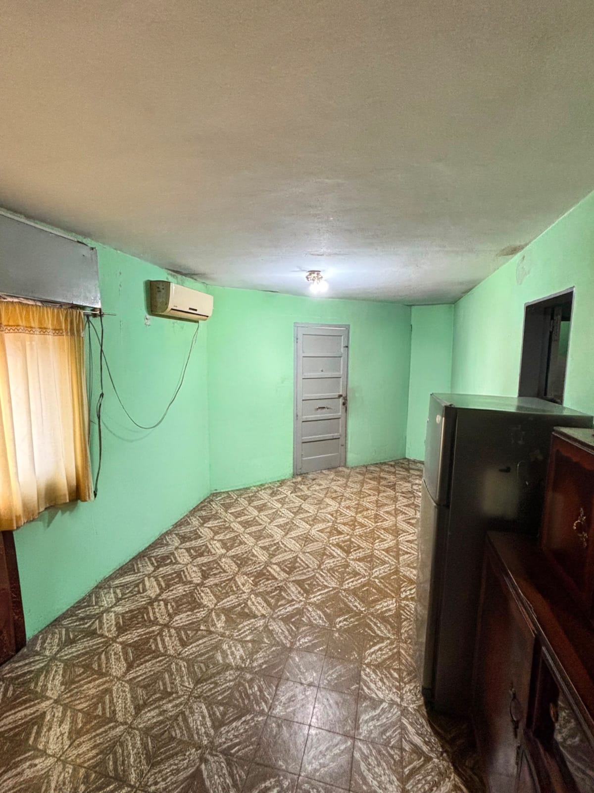 SE VENDE DEPARTAMENTO ESQUINA