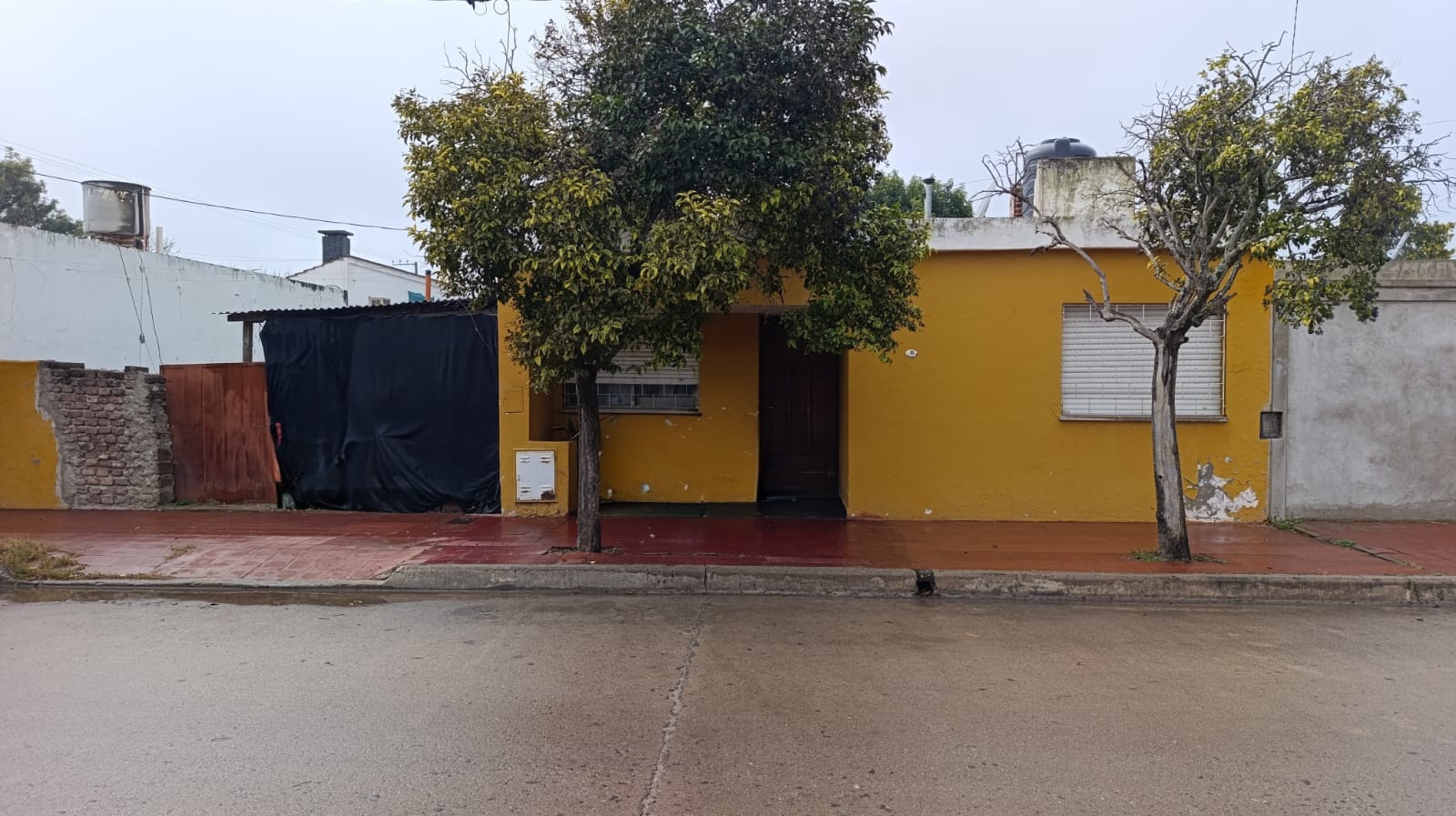 SE VENDE CASA/DEPARTAMENTO EN ARROYITO
