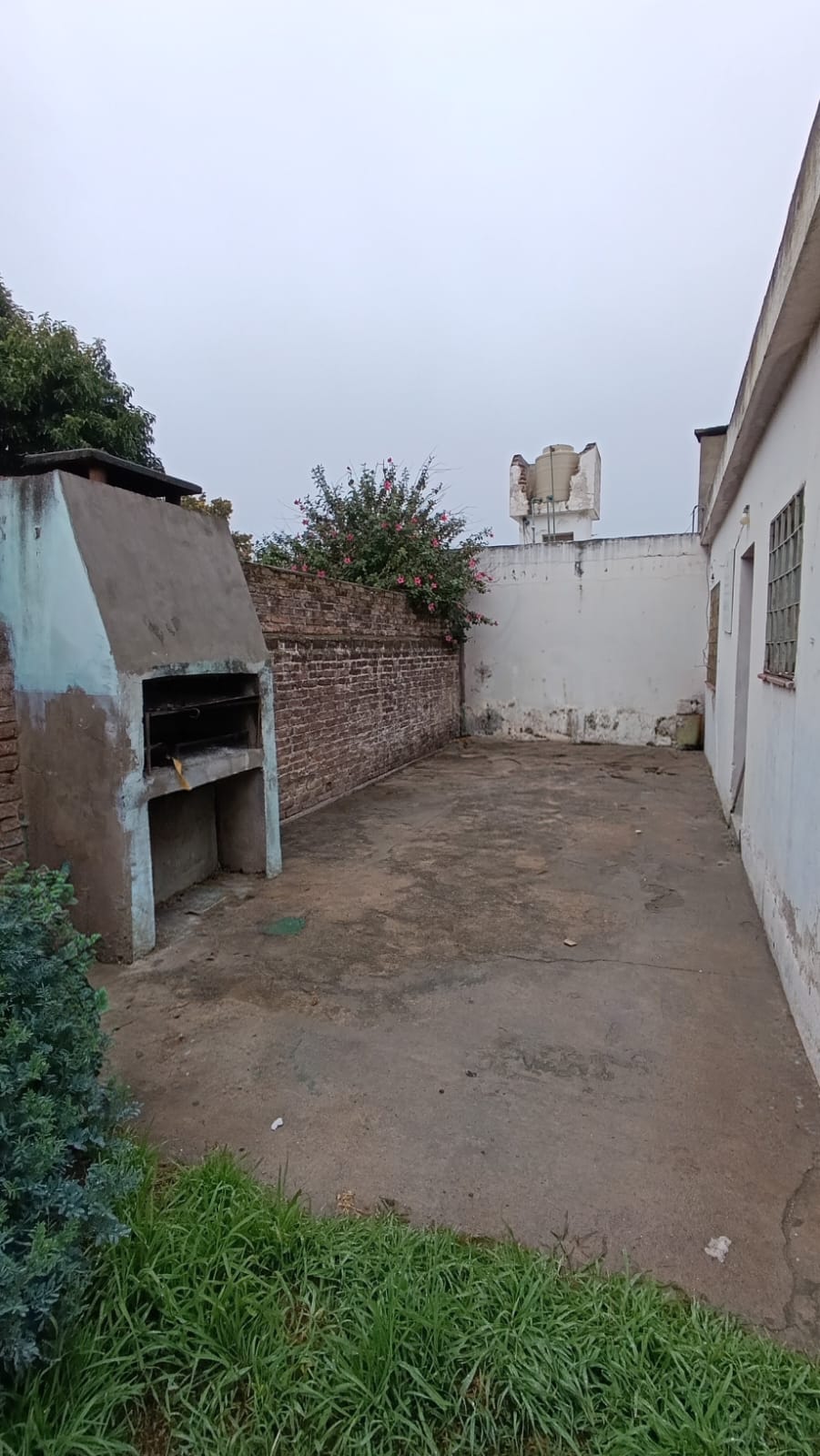 SE VENDE CASA/DEPARTAMENTO EN ARROYITO