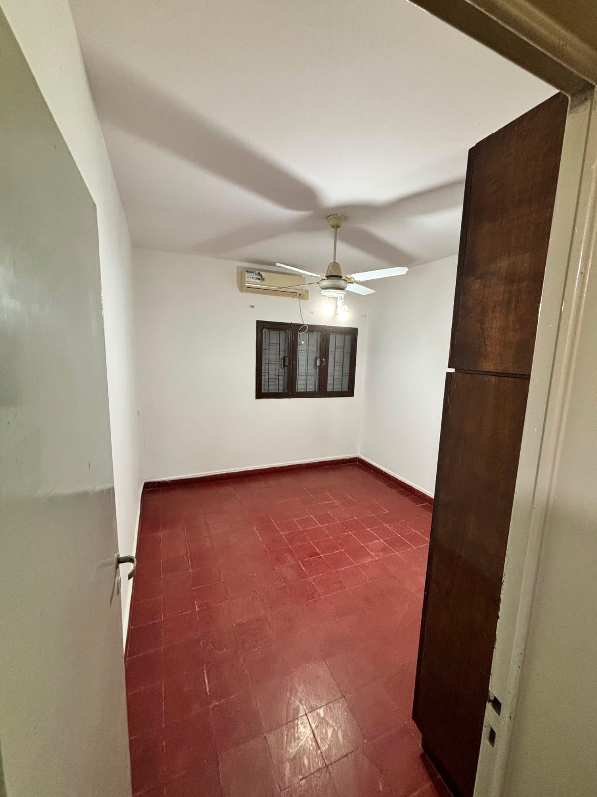 SE ALQUILA CASA 3 DORMITORIOS EN ARROYITO