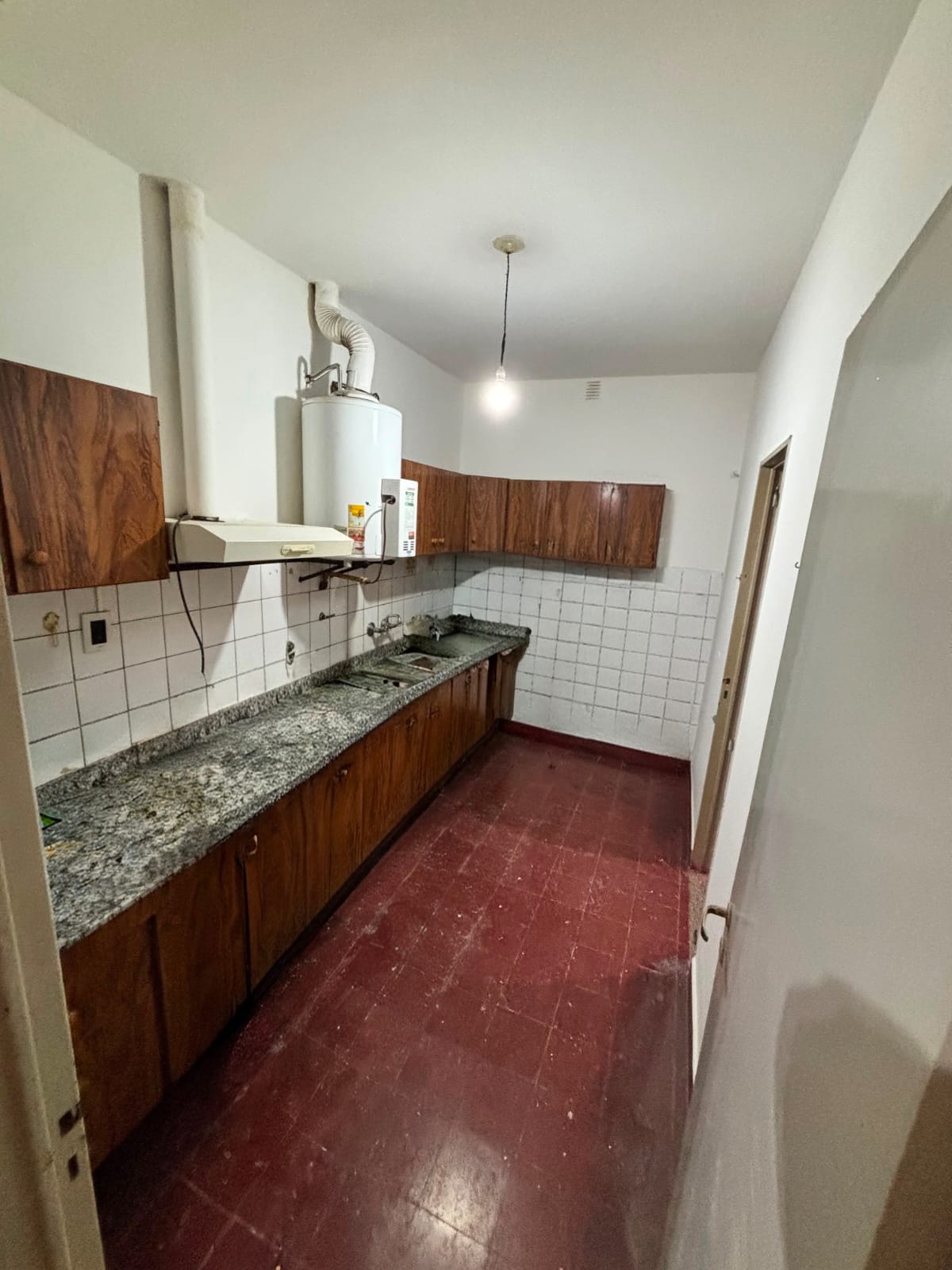 SE ALQUILA CASA 3 DORMITORIOS EN ARROYITO