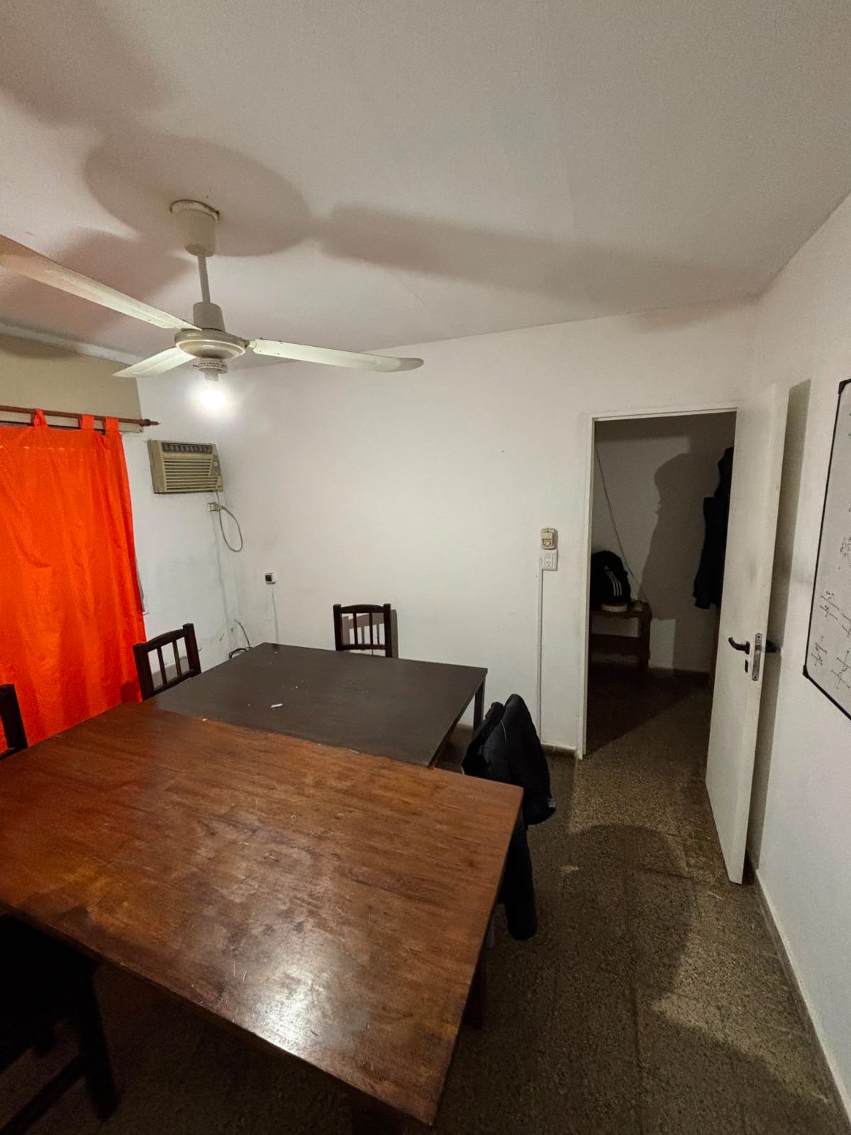 SE VENDE DEPARTAMENTO EN ARROYITO