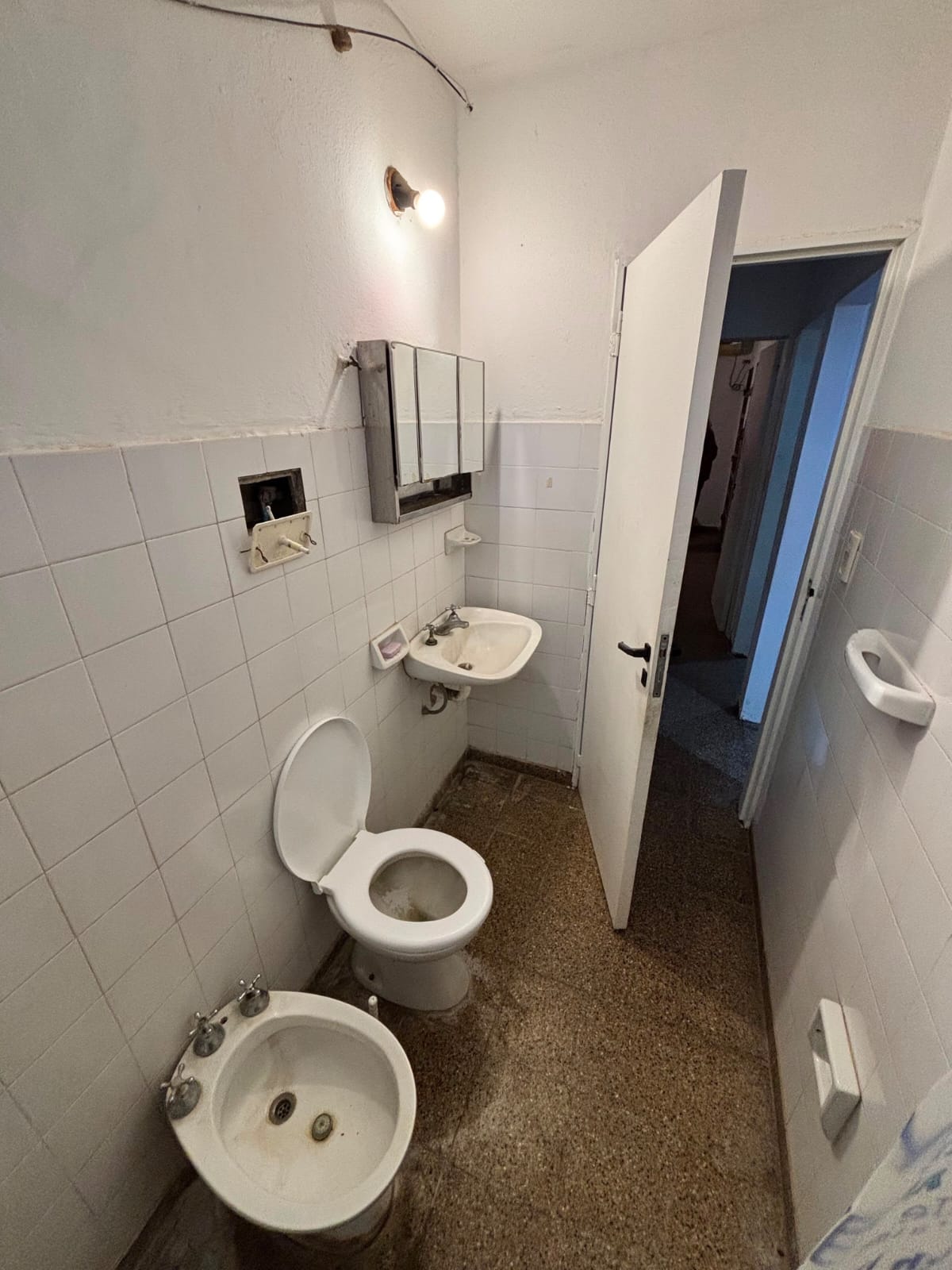 SE VENDE DEPARTAMENTO EN ARROYITO
