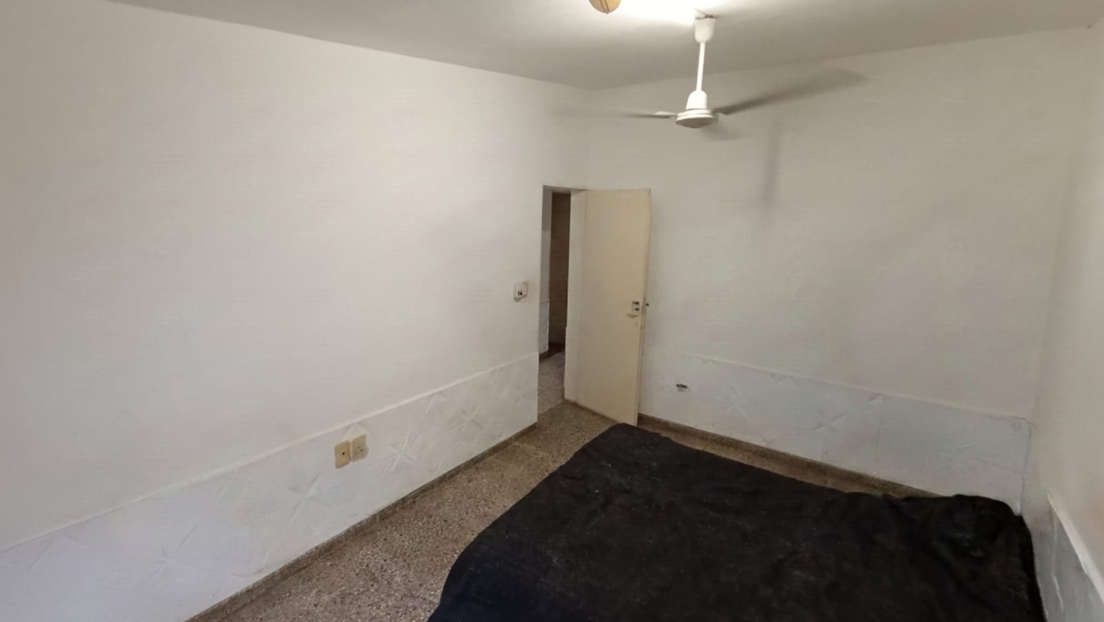 SE VENDE CASA EN ARROYITO
